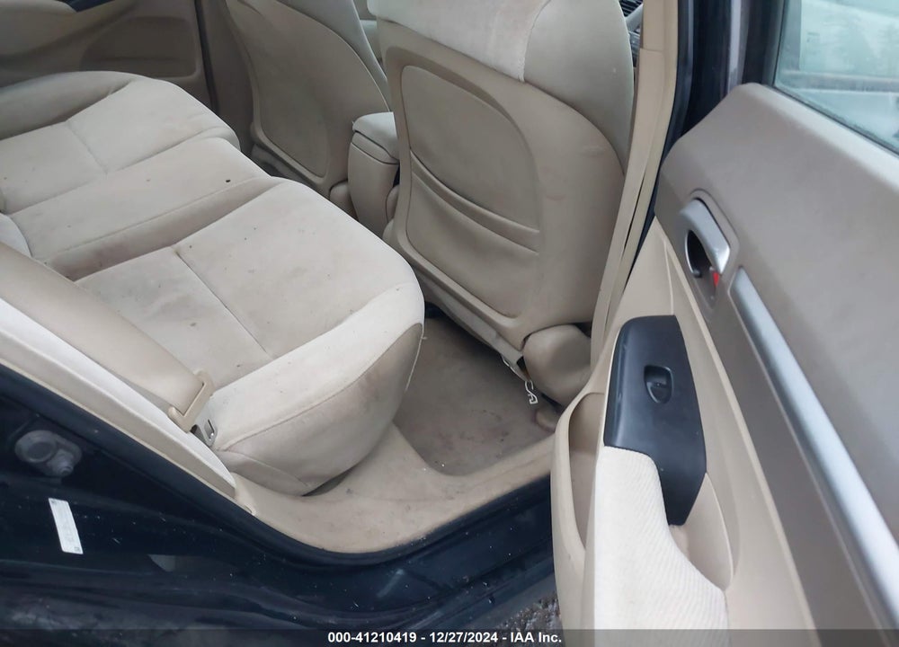 2006 HONDA CIVIC VIN: 1HGFA15856L009071