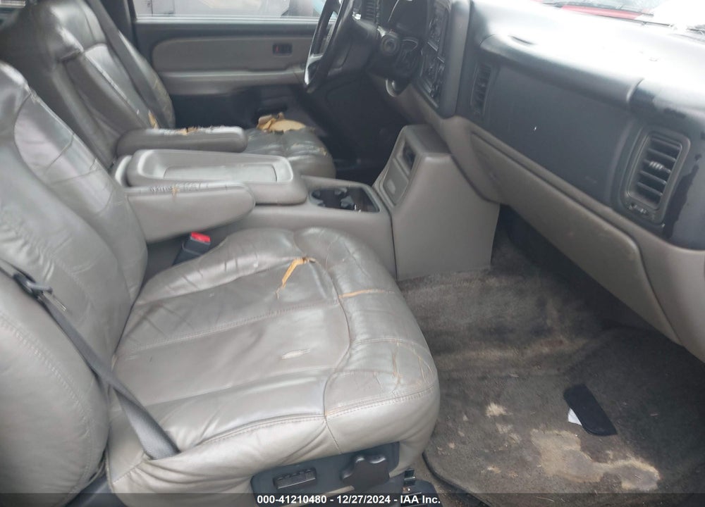 2002 CHEVROLET SUBURBAN 1500 Z71 VIN: 3GNFK16Z72G334323
