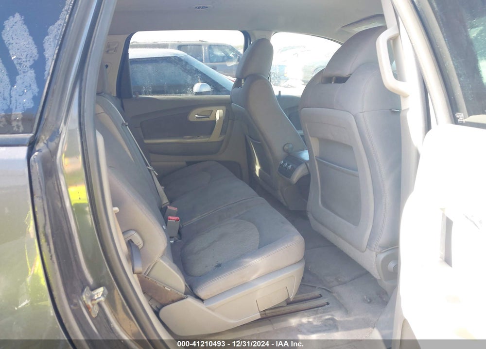 2012 CHEVROLET TRAVERSE LS VIN: 1GNKREED0CJ290382