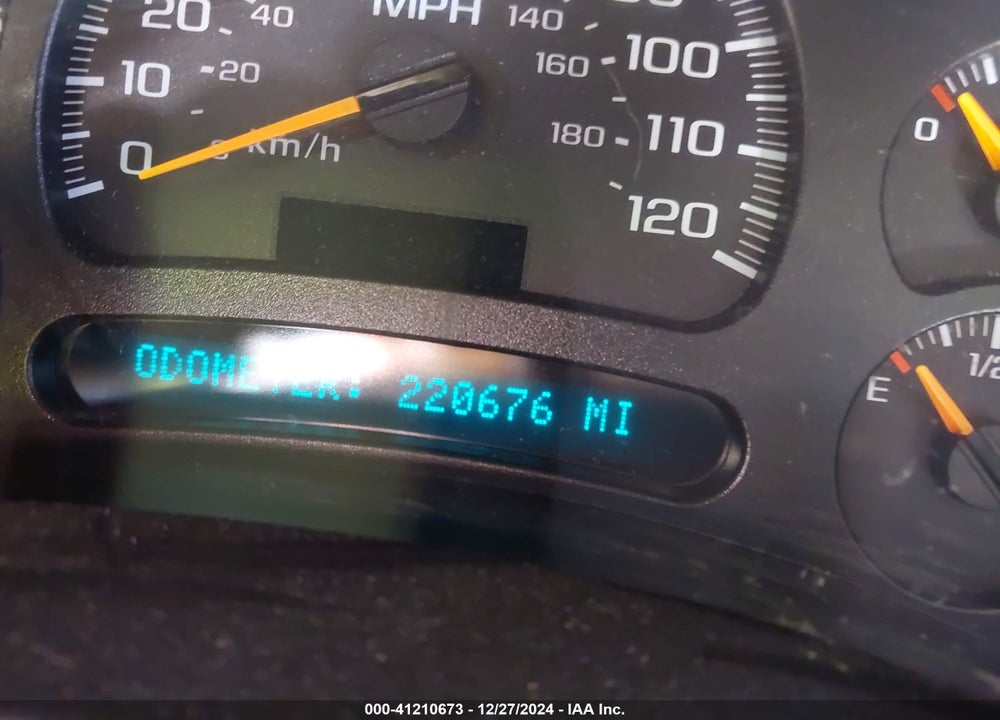 2005 CHEVROLET TAHOE Z71 VIN: 1GNEC13T85R154457