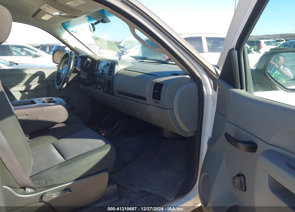 2010 CHEVROLET SILVERADO 1500 WORK TRUCK VIN: 1GCPCPEX3AZ104581