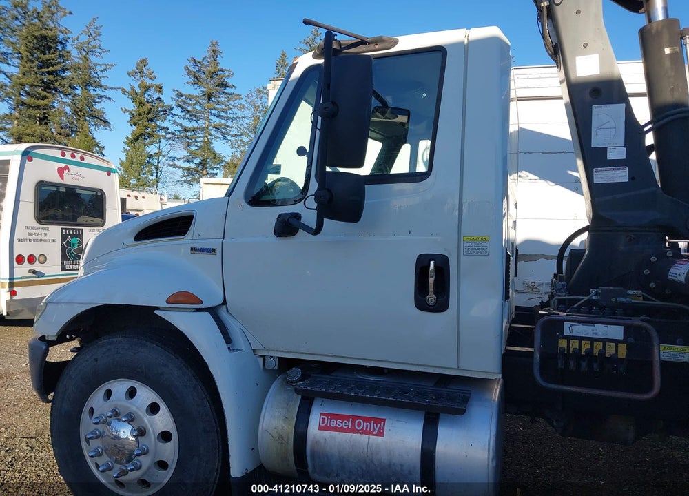 2008 INTERNATIONAL 4000 4300 VIN: 1HTMMAANX8H579391