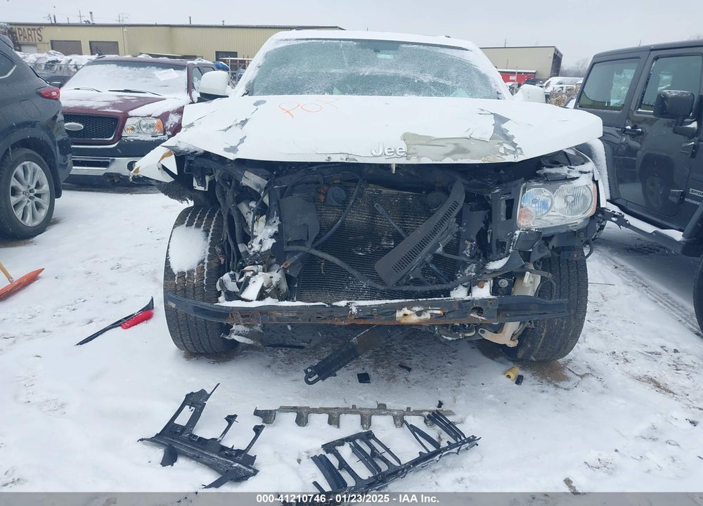 2013 JEEP GRAND CHEROKEE LAREDO VIN: 1C4RJFAG8DC560114