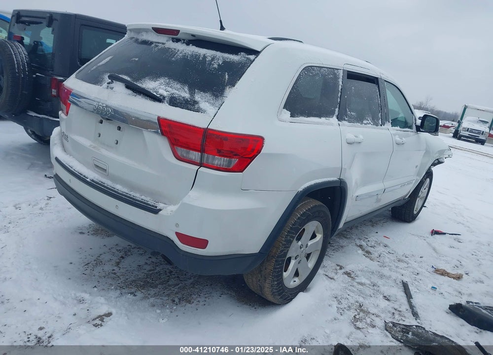 2013 JEEP GRAND CHEROKEE LAREDO VIN: 1C4RJFAG8DC560114