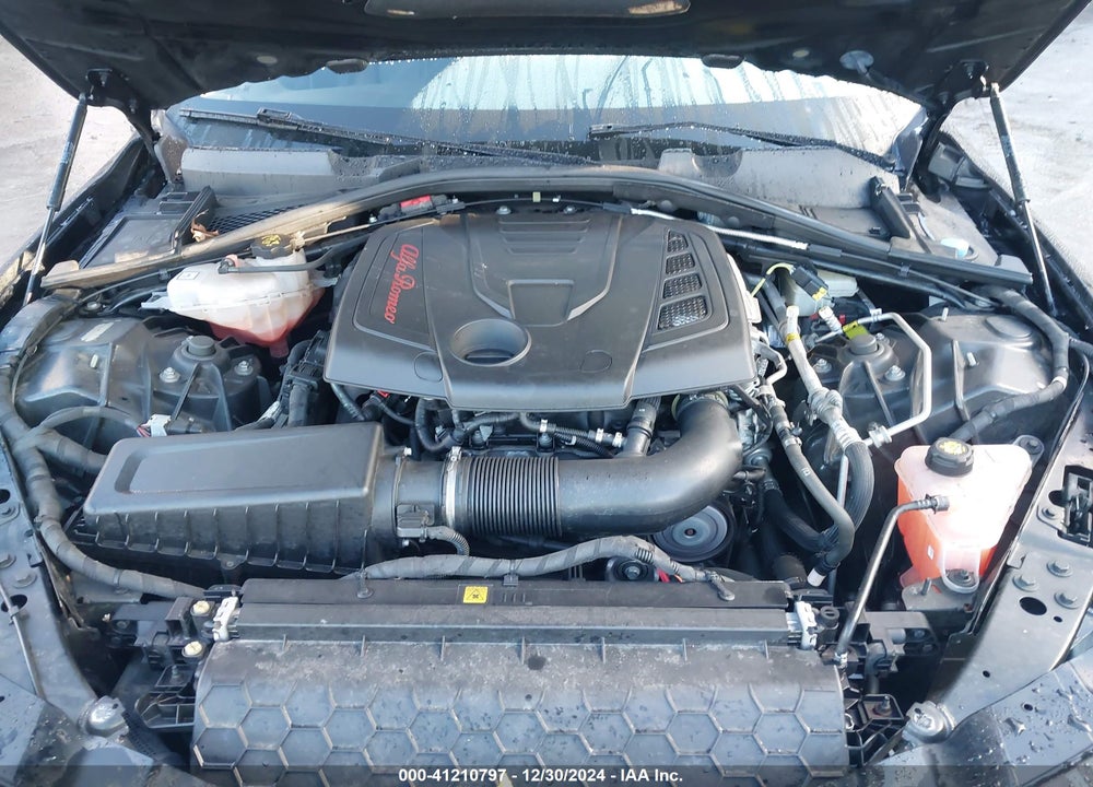 2020 ALFA ROMEO GIULIA VIN: ZARFANANXL7629250
