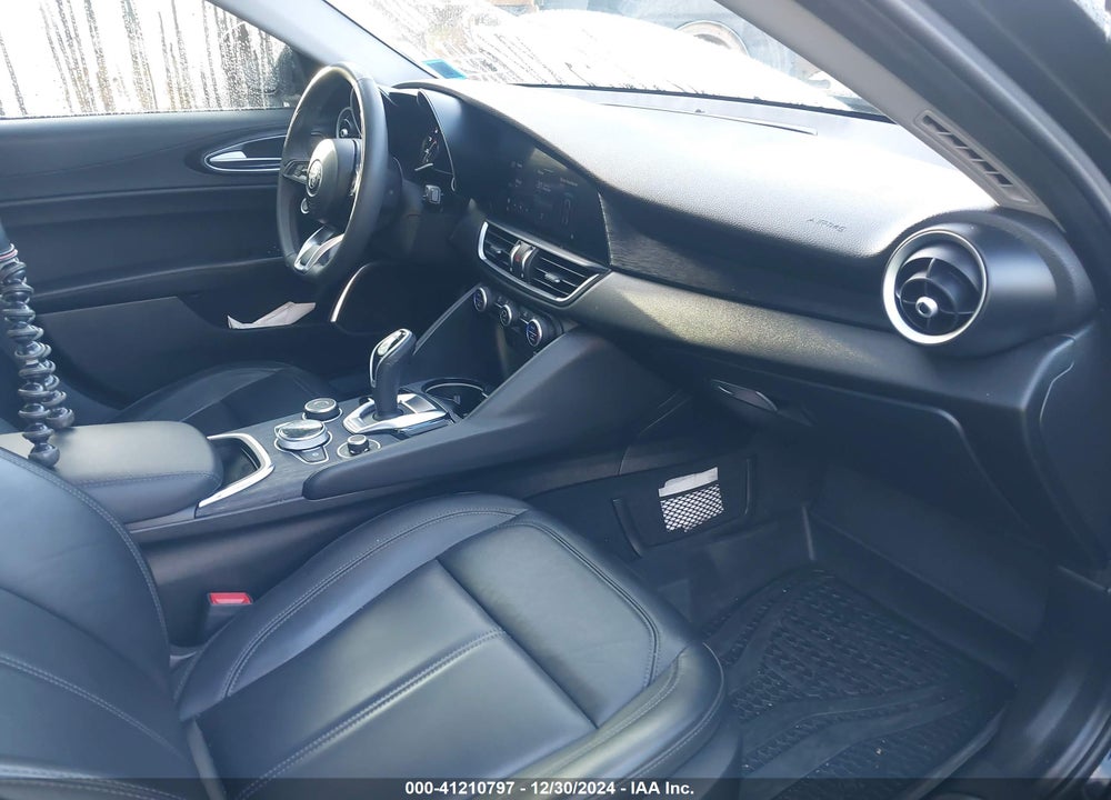 2020 ALFA ROMEO GIULIA VIN: ZARFANANXL7629250