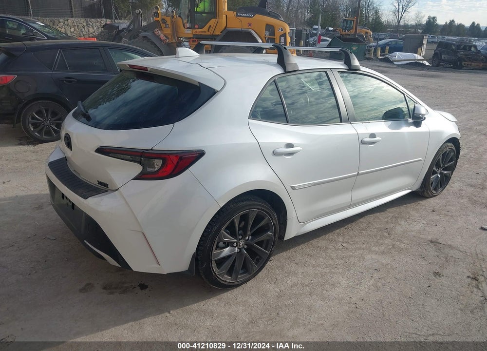 2024 TOYOTA COROLLA XSE VIN: JTNC4MBE1R3221454