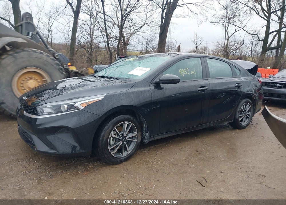 2024 KIA FORTE LXS VIN: 3KPF24AD5RE783981
