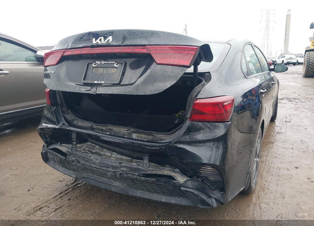 2024 KIA FORTE LXS VIN: 3KPF24AD5RE783981