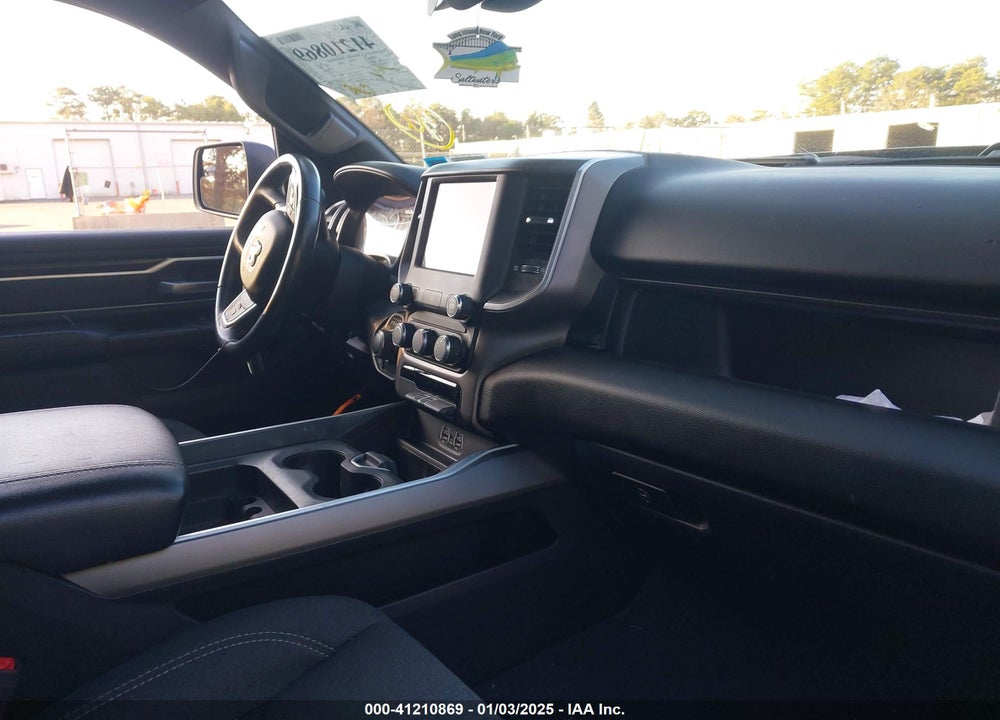 2020 RAM 1500 VIN: 1C6RRFFG3LN298238