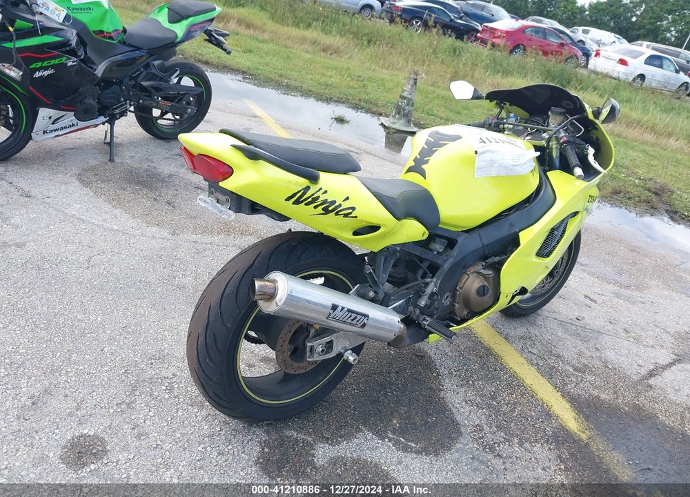 1998 KAWASAKI ZX900 C VIN: JKAZX2C18WA003647