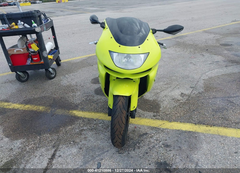 1998 KAWASAKI ZX900 C VIN: JKAZX2C18WA003647