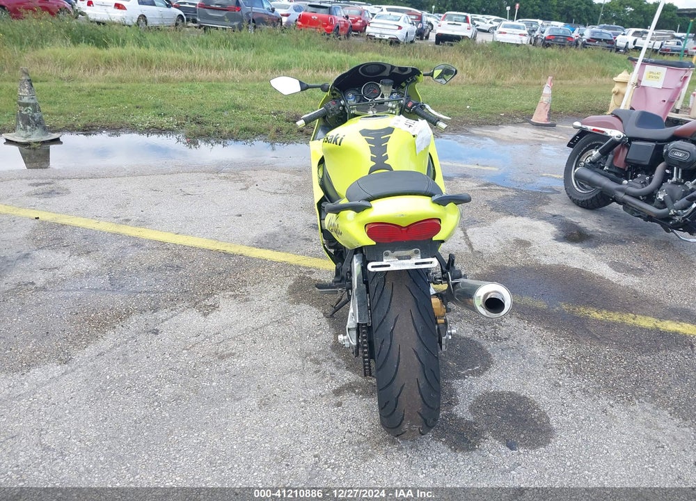 1998 KAWASAKI ZX900 C VIN: JKAZX2C18WA003647