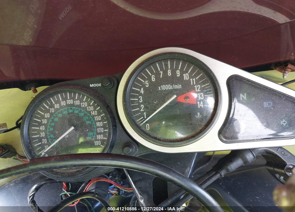 1998 KAWASAKI ZX900 C VIN: JKAZX2C18WA003647