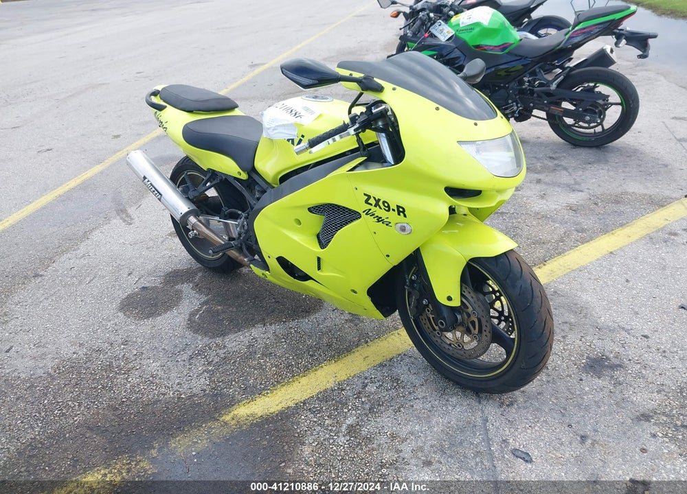 1998 KAWASAKI ZX900 C VIN: JKAZX2C18WA003647