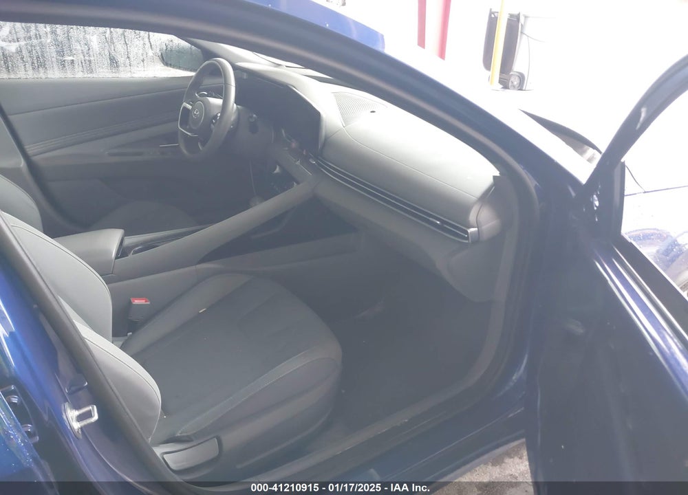 2023 HYUNDAI ELANTRA VIN: 5NPLS4AG0PH109890