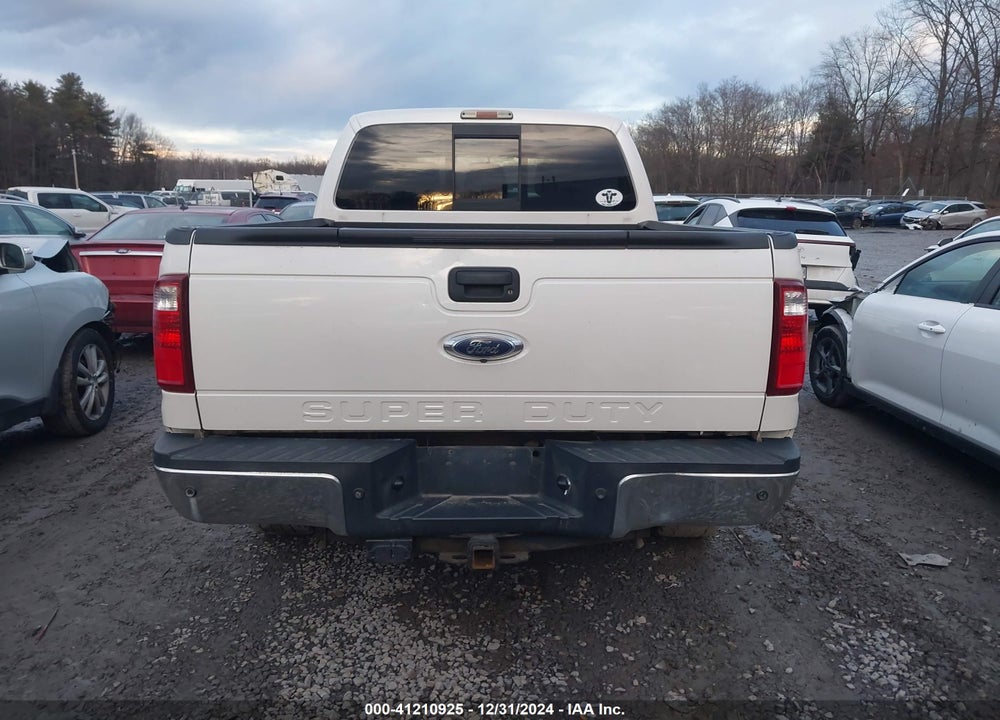 2014 FORD F-250 VIN: 1FT7W2BT8EEB71721