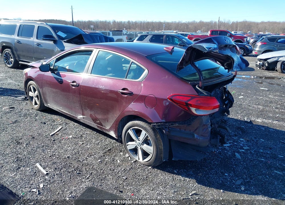 2018 KIA FORTE VIN: 3KPFL4A74JE264125