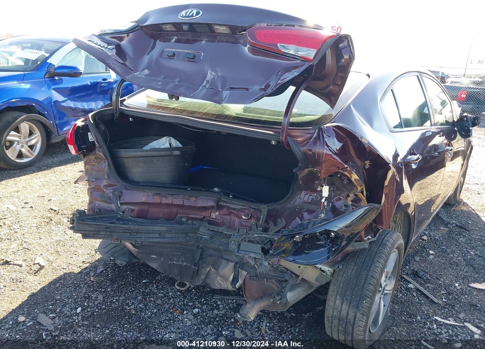 2018 KIA FORTE VIN: 3KPFL4A74JE264125