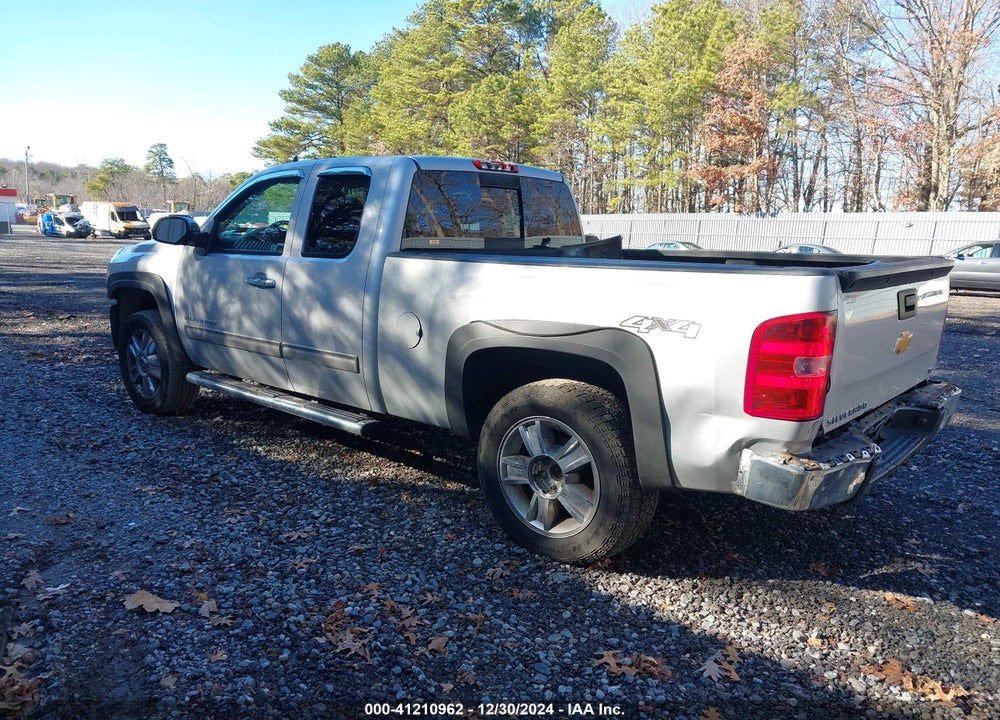 2013 CHEVROLET SILVERADO 1500 VIN: 1GCRKTE75DZ410013