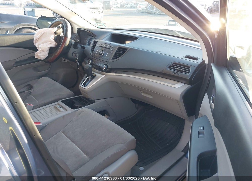2014 HONDA CR-V LX VIN: 2HKRM4H33EH633054