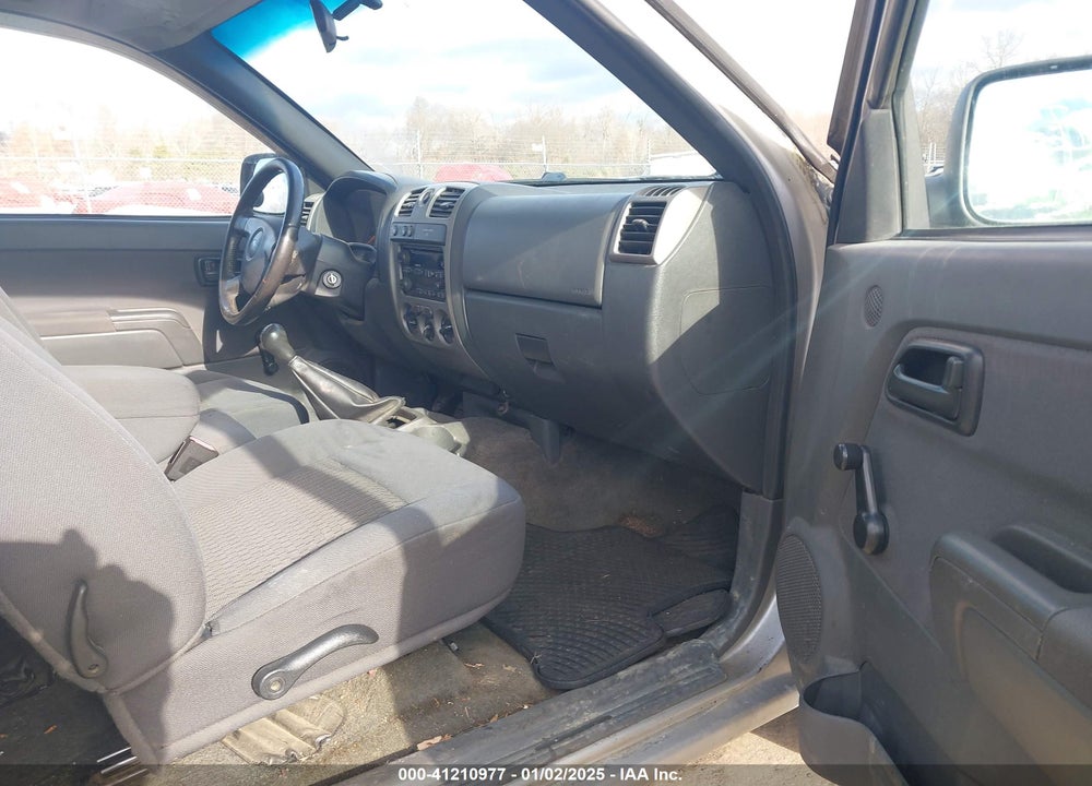 2006 CHEVROLET COLORADO VIN: 1GCDT148068250590