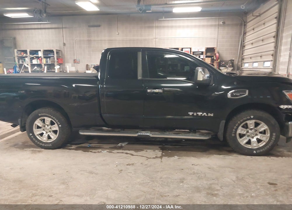 2017 NISSAN TITAN VIN: 1N6AA1C55HN569209