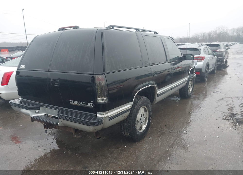 1995 CHEVROLET TAHOE K1500 VIN: 1GNEK13K1SJ461571