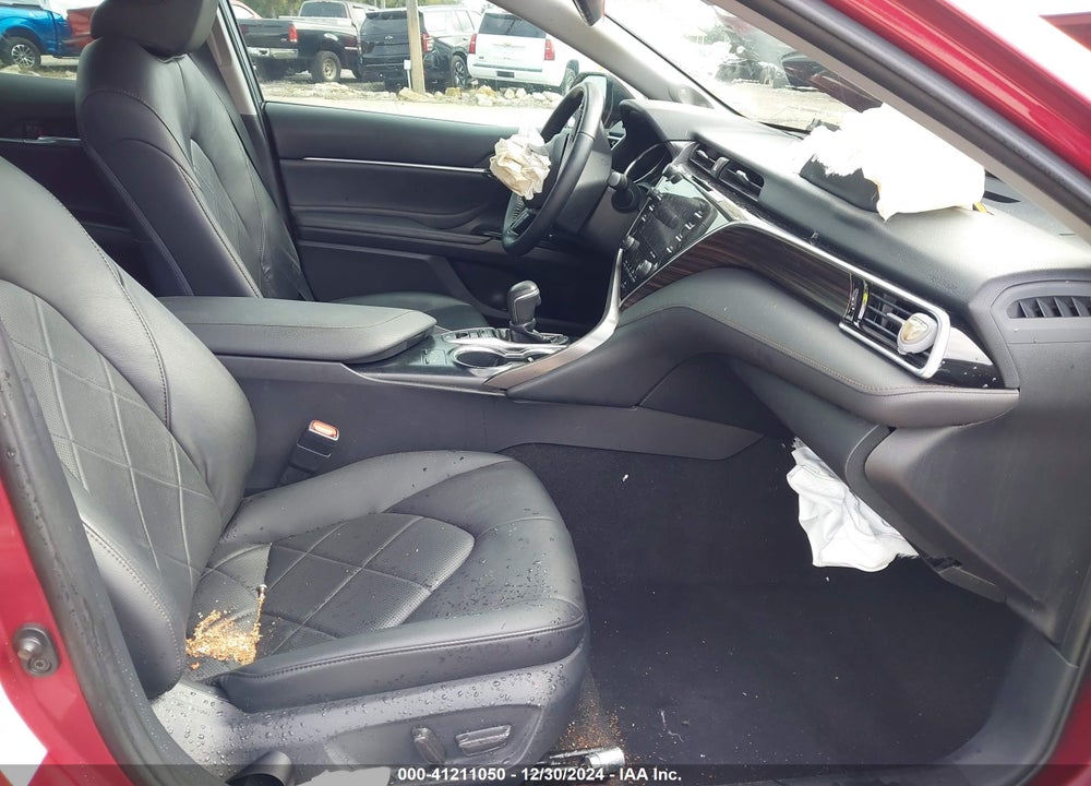 2018 TOYOTA CAMRY XSE/XLE VIN: 4T1BZ1HK7JU504304