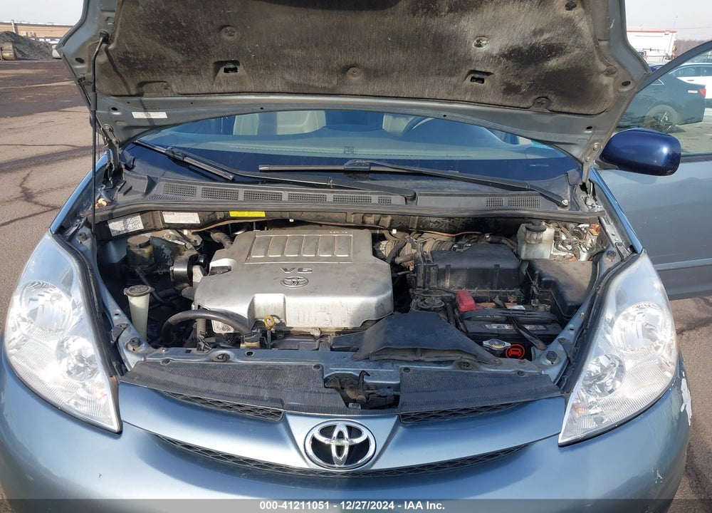 2008 TOYOTA SIENNA LE VIN: 5TDBK23C18S018035