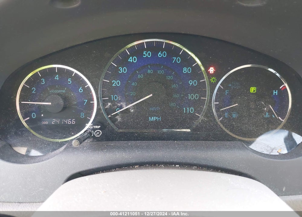 2008 TOYOTA SIENNA LE VIN: 5TDBK23C18S018035
