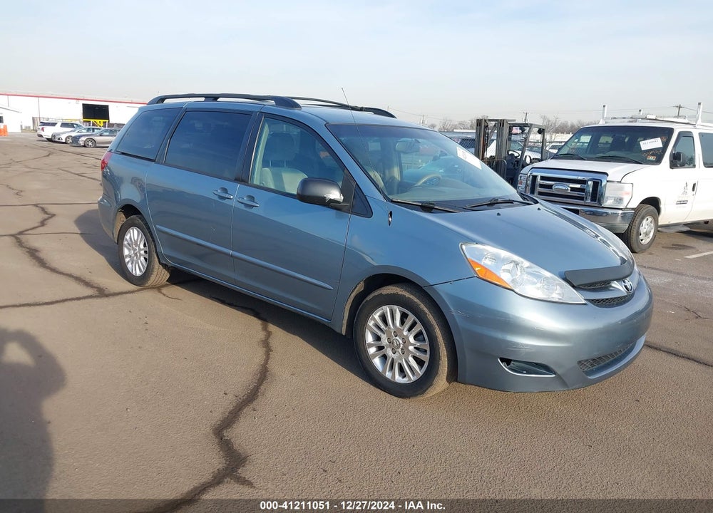 2008 TOYOTA SIENNA LE VIN: 5TDBK23C18S018035