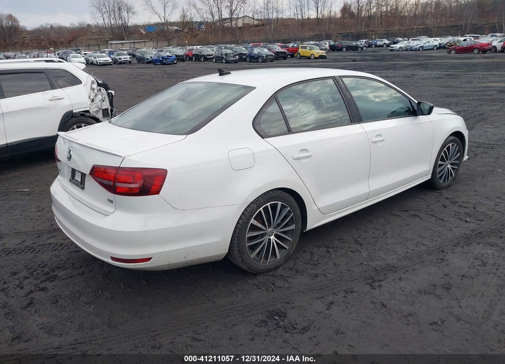 2017 VOLKSWAGEN JETTA 1.8T SPORT VIN: 3VWD17AJ4HM299318