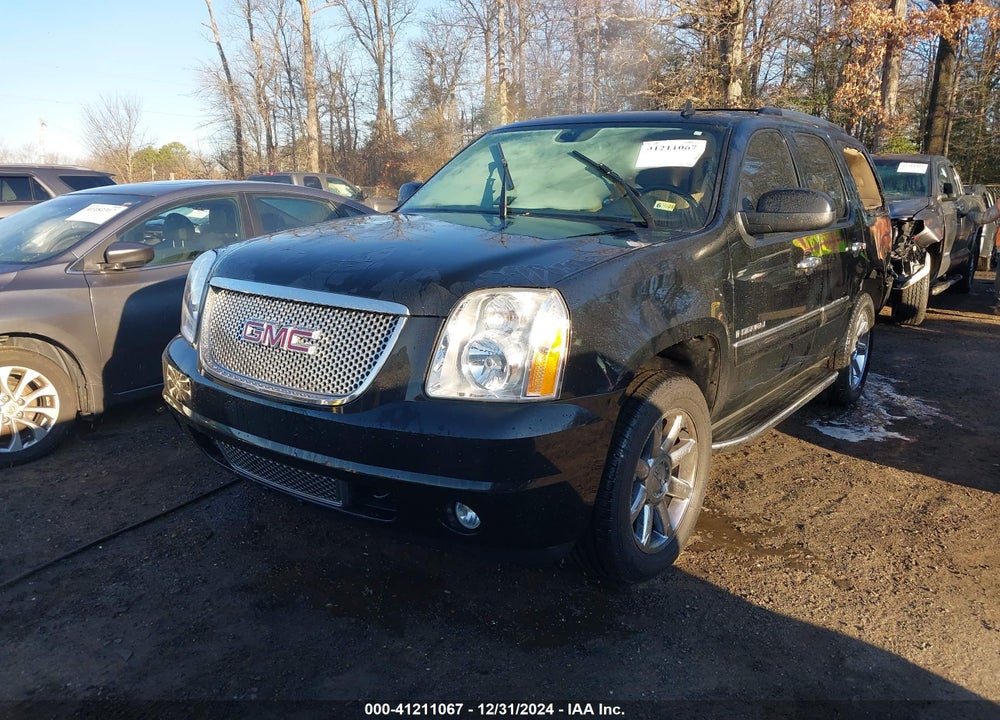 2007 GMC YUKON DENALI VIN: 1GKFK63897J323626