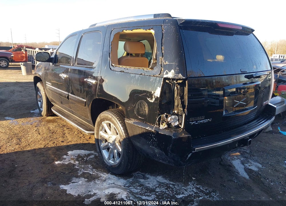 2007 GMC YUKON DENALI VIN: 1GKFK63897J323626