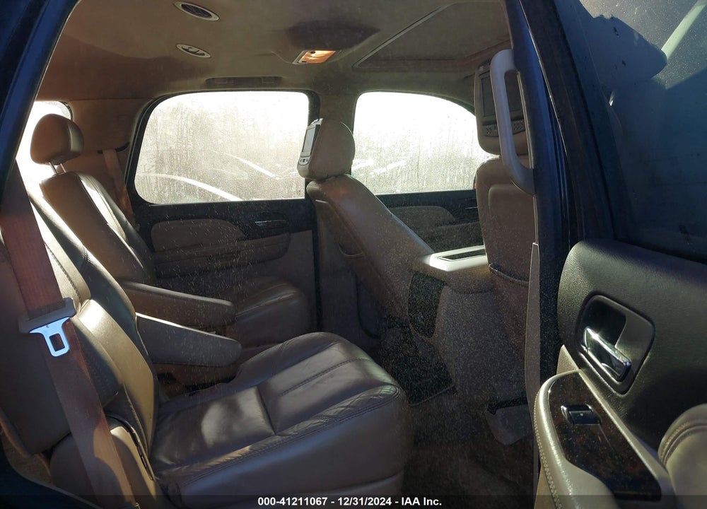 2007 GMC YUKON DENALI VIN: 1GKFK63897J323626
