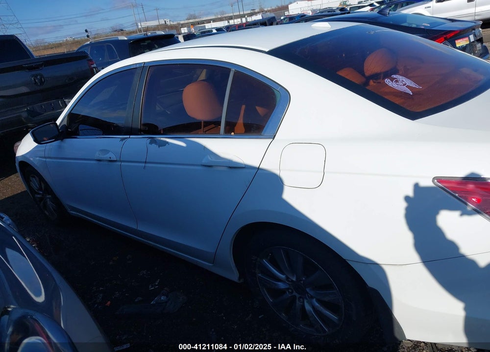 2011 HONDA ACCORD 2.4 EX-L VIN: 1HGCP2F86BA013576