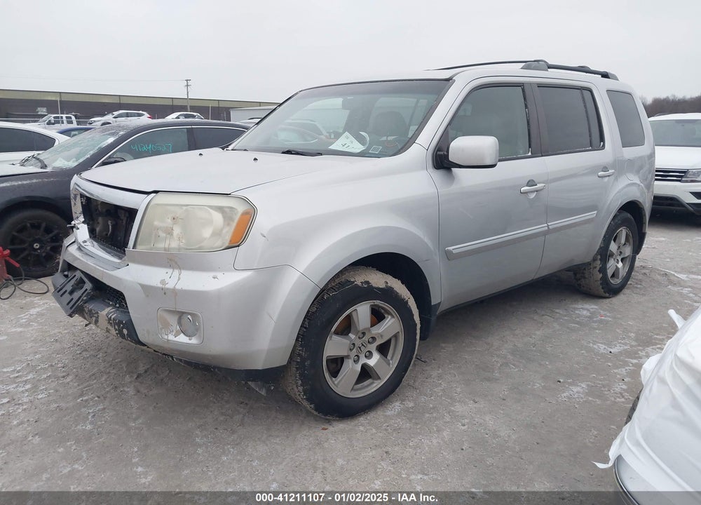 2011 HONDA PILOT EX-L VIN: 5FNYF4H50BB053553