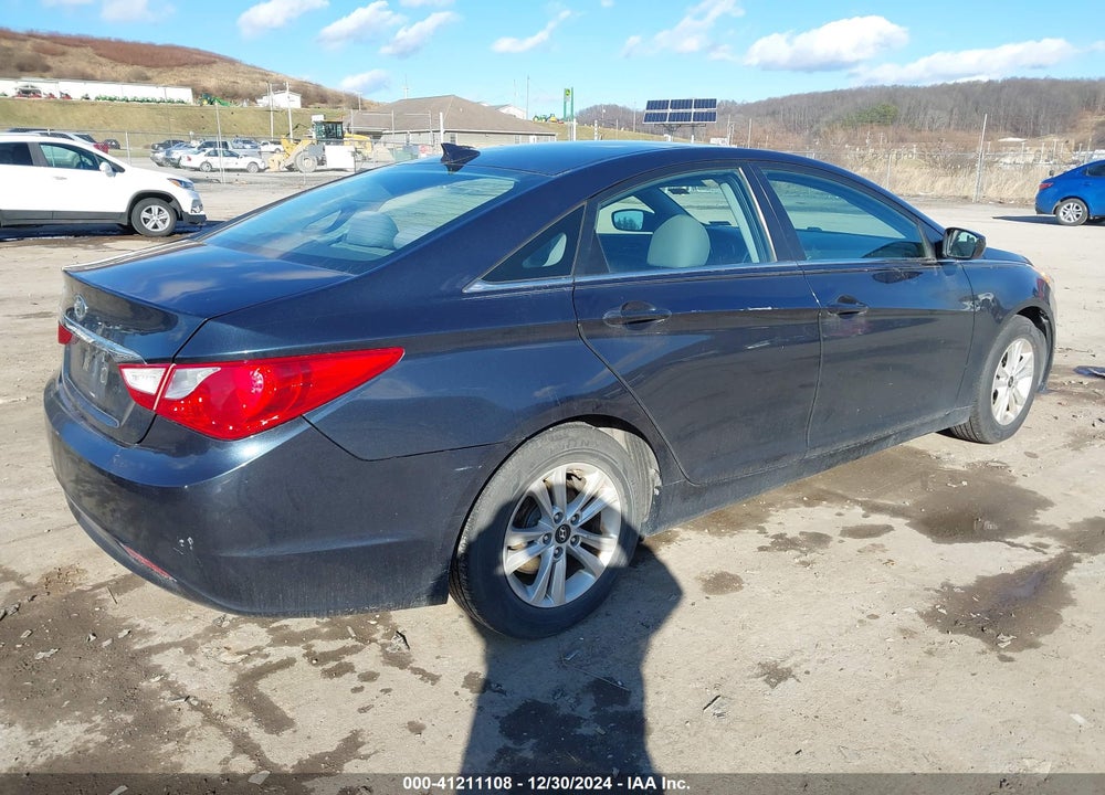 2013 HYUNDAI SONATA VIN: 5NPEB4AC8DH619762
