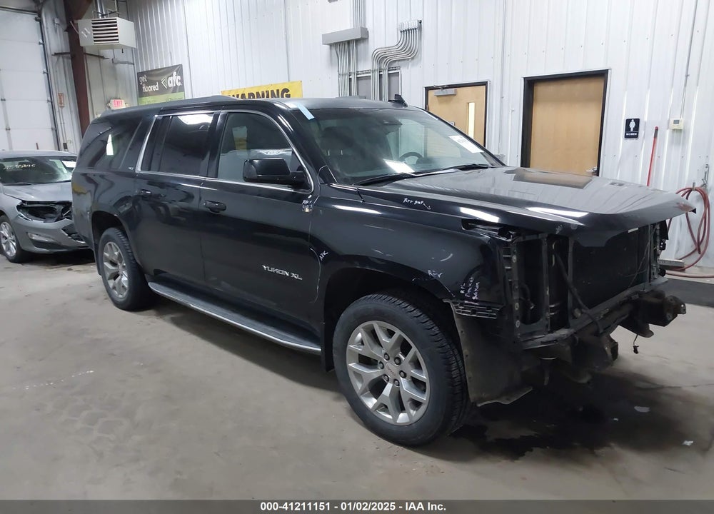 2015 GMC YUKON XL 1500 SLT VIN: 1GKS2HKC0FR677941