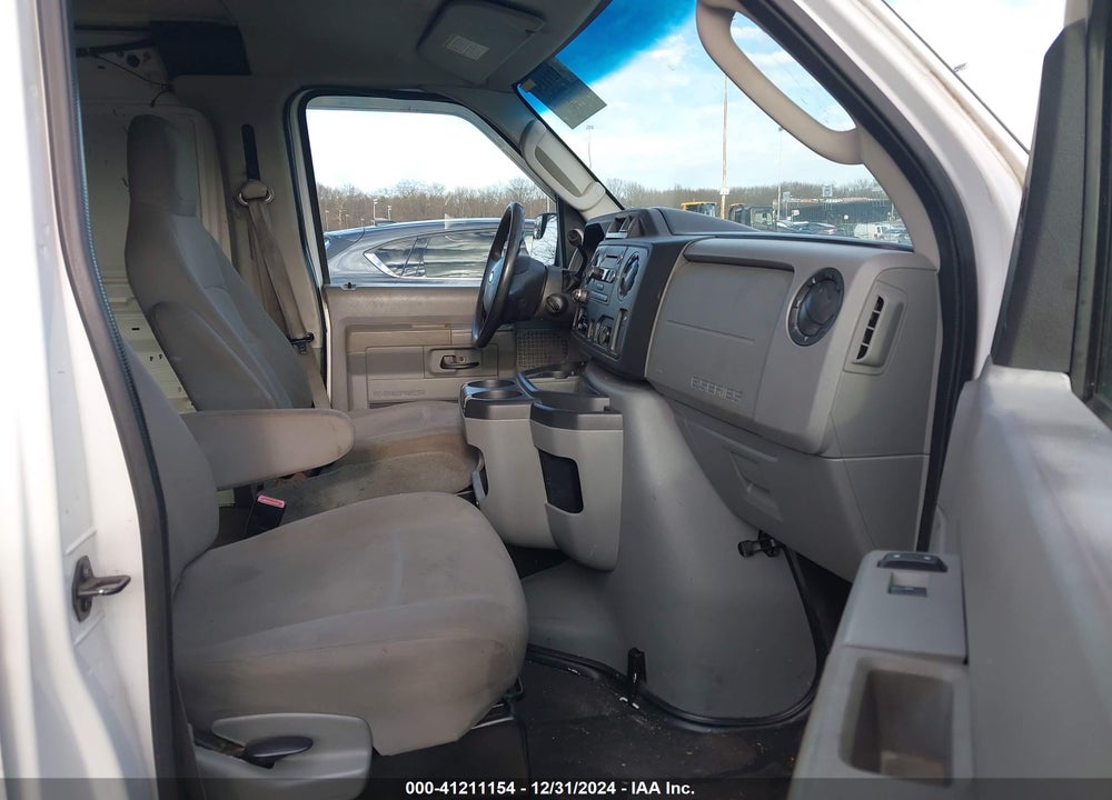 2011 FORD E-150 COMMERCIAL VIN: 1FTNE1EL5BDA40568