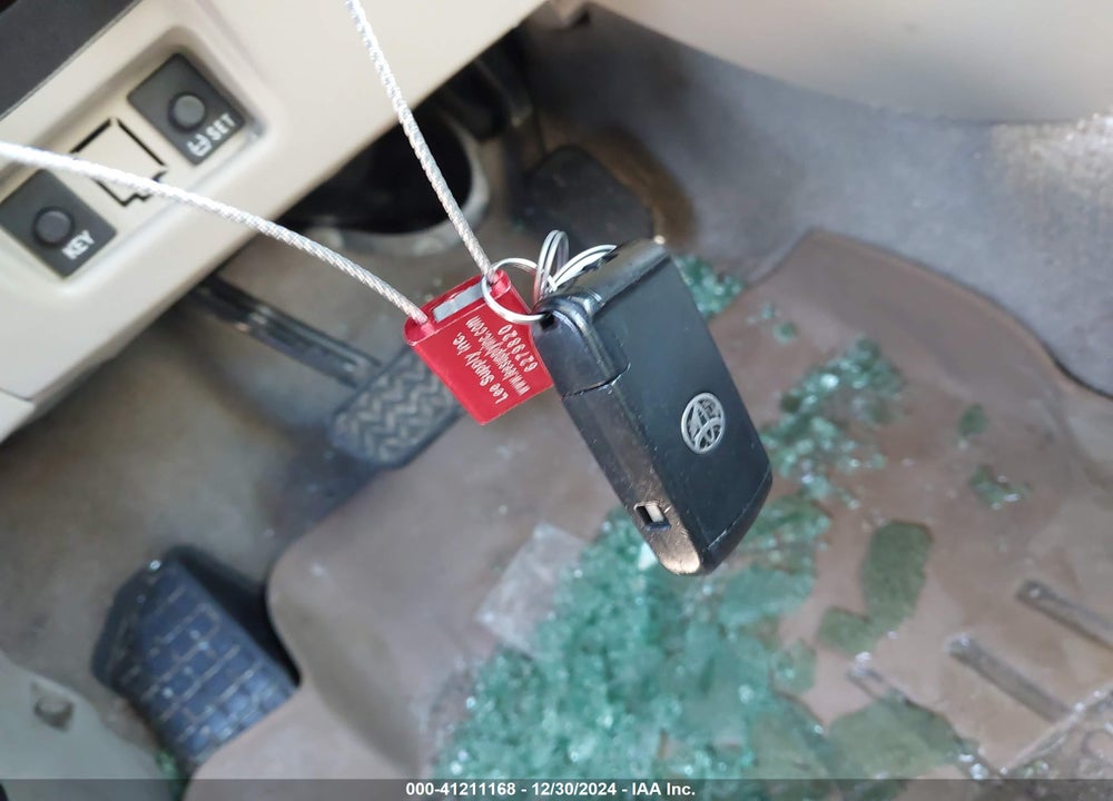 2008 TOYOTA PRIUS VIN: JTDKB20U687781403