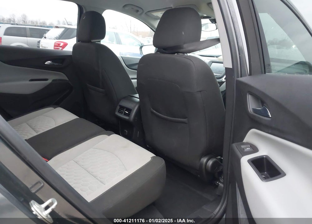 2018 CHEVROLET EQUINOX LT VIN: 2GNAXSEV7J6277258