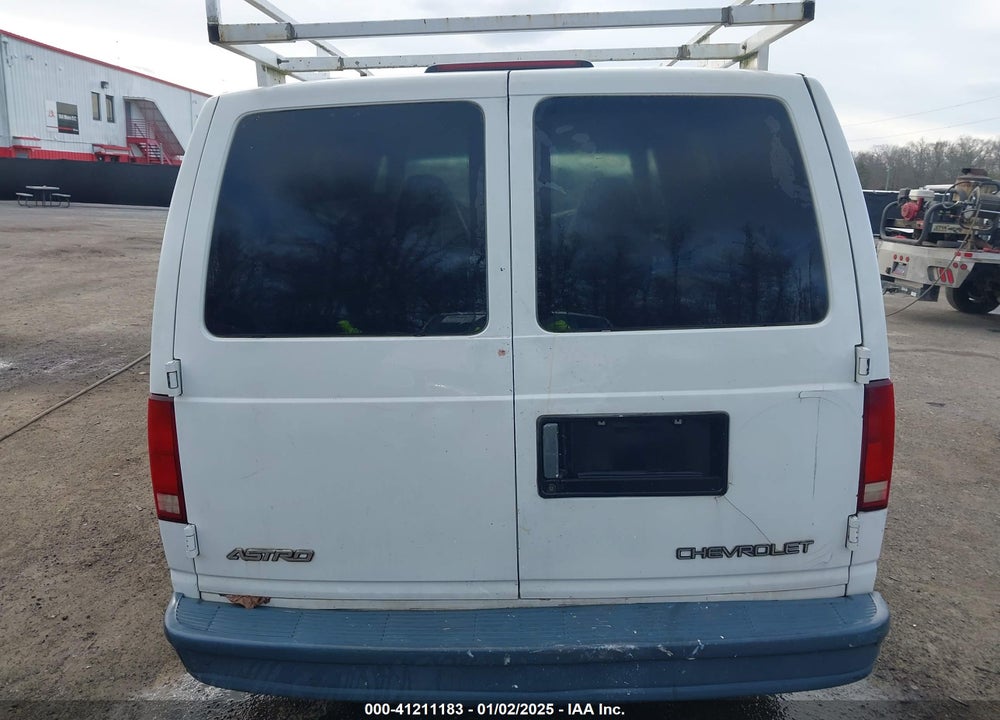 2004 CHEVROLET ASTRO VIN: 1GCDM19X14B113882