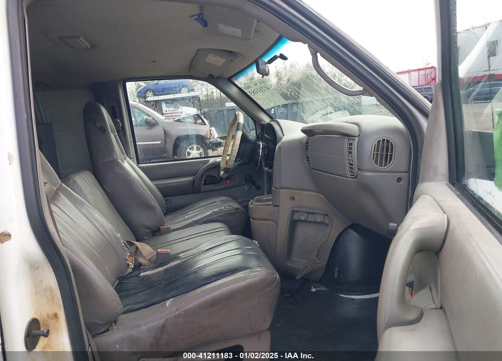 2004 CHEVROLET ASTRO VIN: 1GCDM19X14B113882