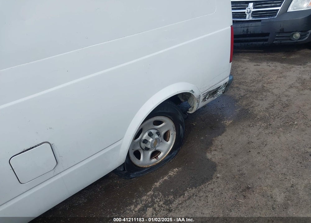 2004 CHEVROLET ASTRO VIN: 1GCDM19X14B113882