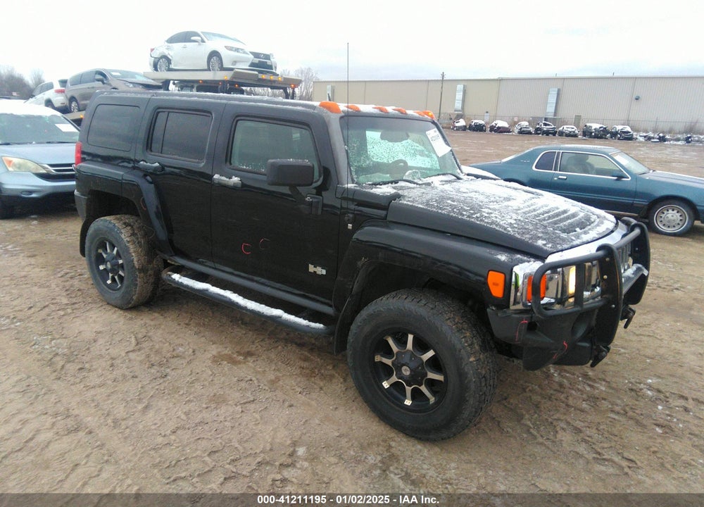 2007 HUMMER H3 SUV VIN: 5GTDN13EX78225465