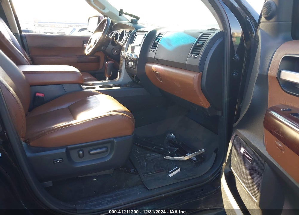 2014 TOYOTA SEQUOIA PLATINUM VIN: 5TDDY5G12ES105701