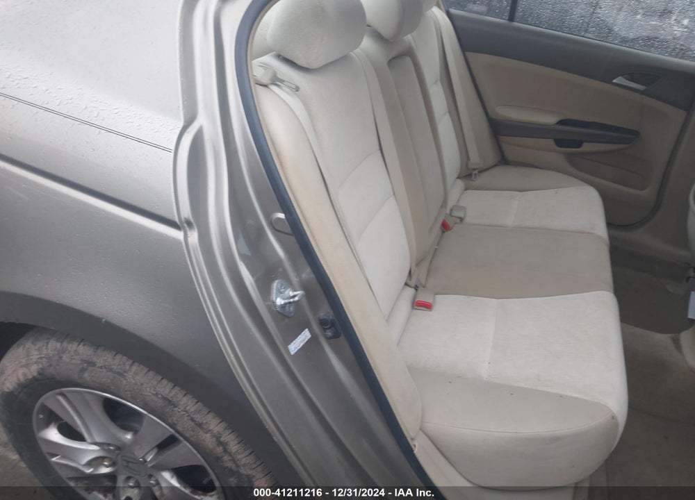 2008 HONDA ACCORD VIN: 1HGCP26448A026042