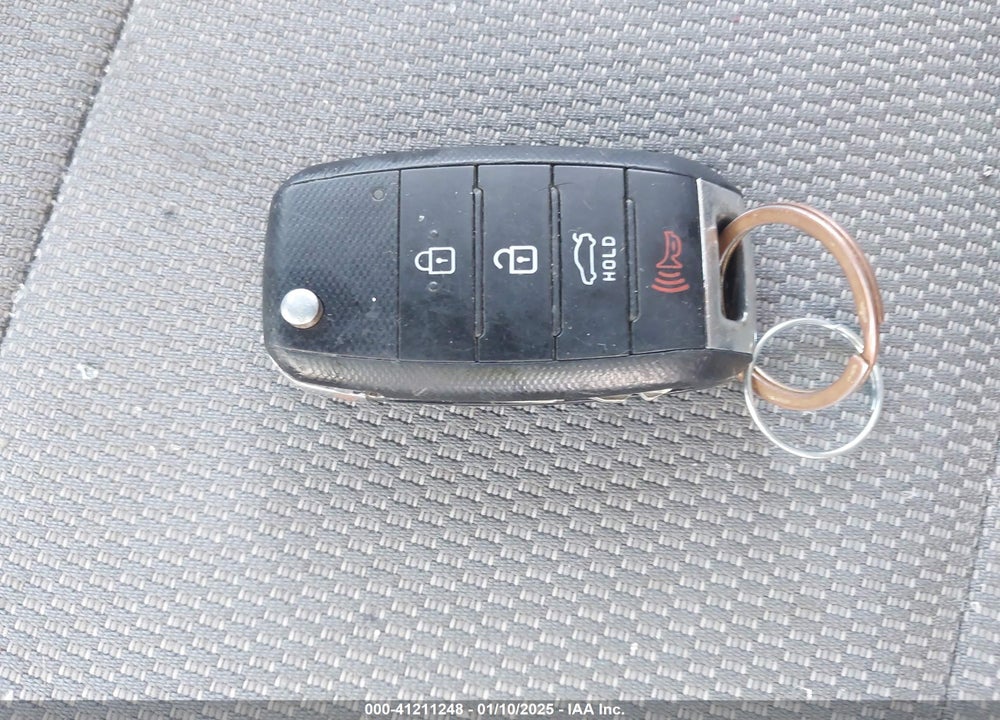 2018 KIA FORTE VIN: 3KPFK4A76JE236975